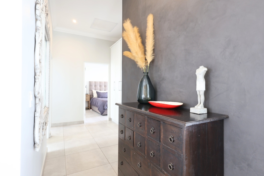 3 Bedroom Property for Sale in Nuwe Uitsig Western Cape